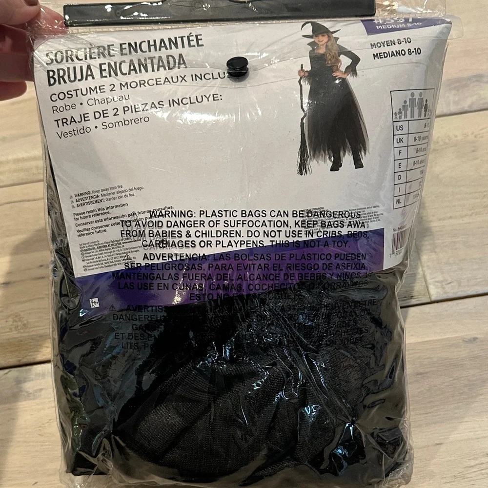 Kids Costume - Enchanted witch with  Black dress and hat